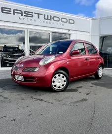 Nissan March 2005 photo 2