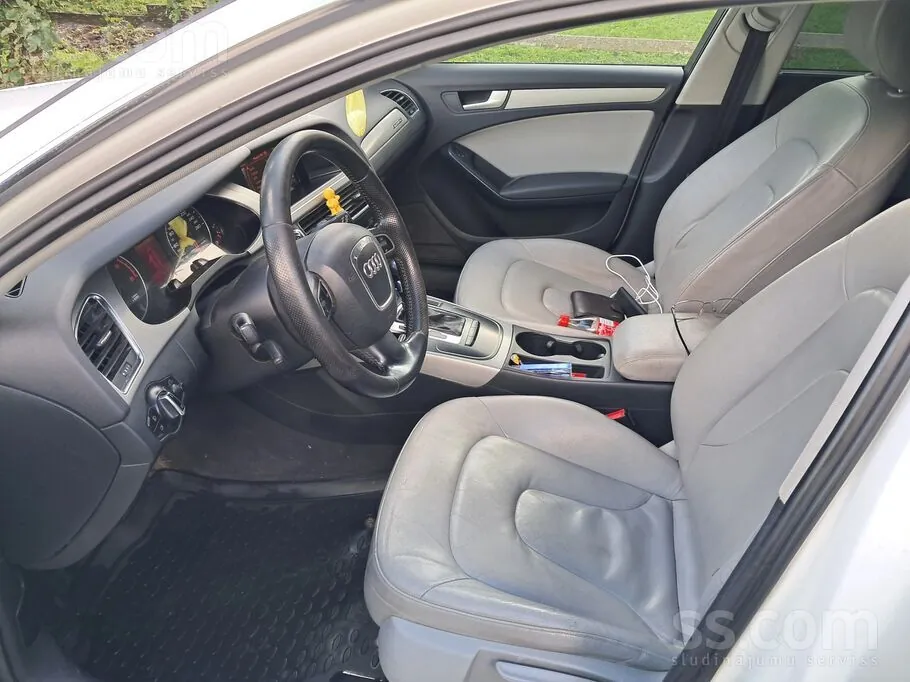 Audi A4 2010 photo 4