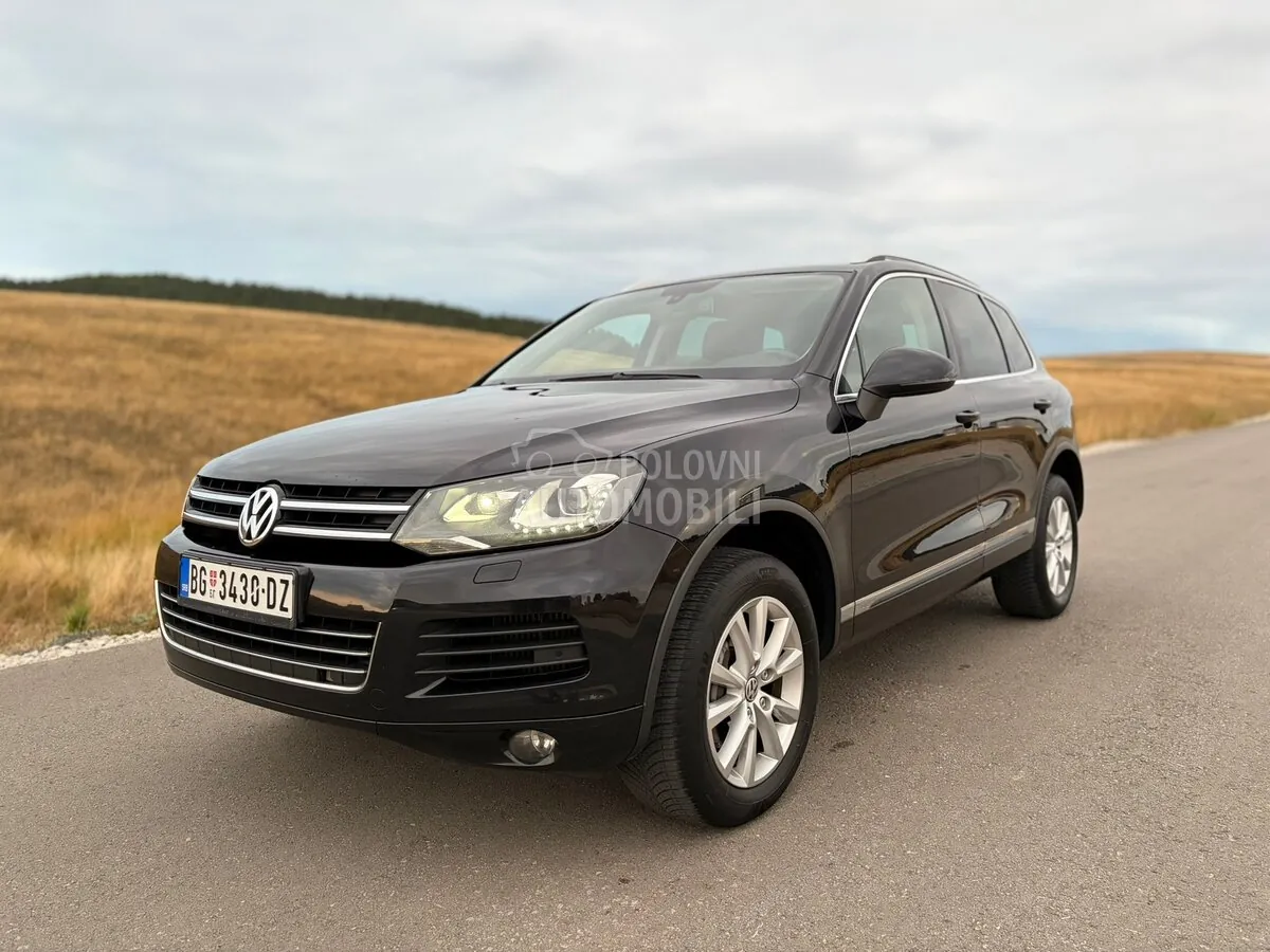 Volkswagen Touareg 2013 photo 2