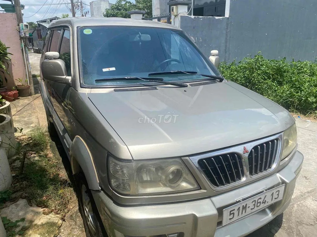 Mitsubishi Jolie 2003 photo 4