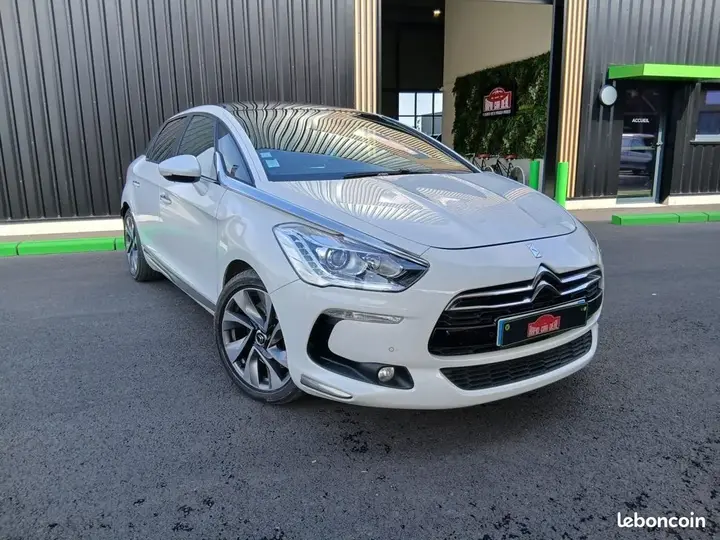 DS Automobiles Ds5