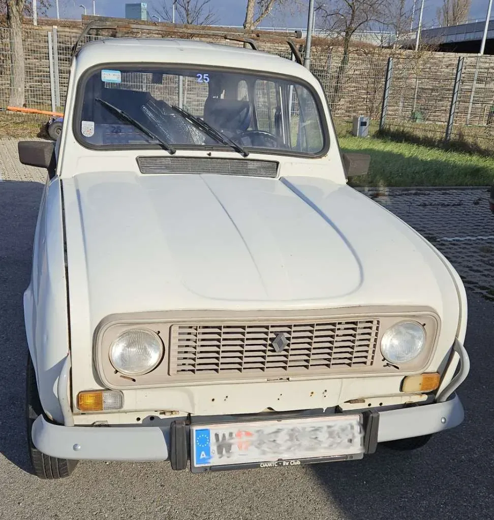 Renault R4