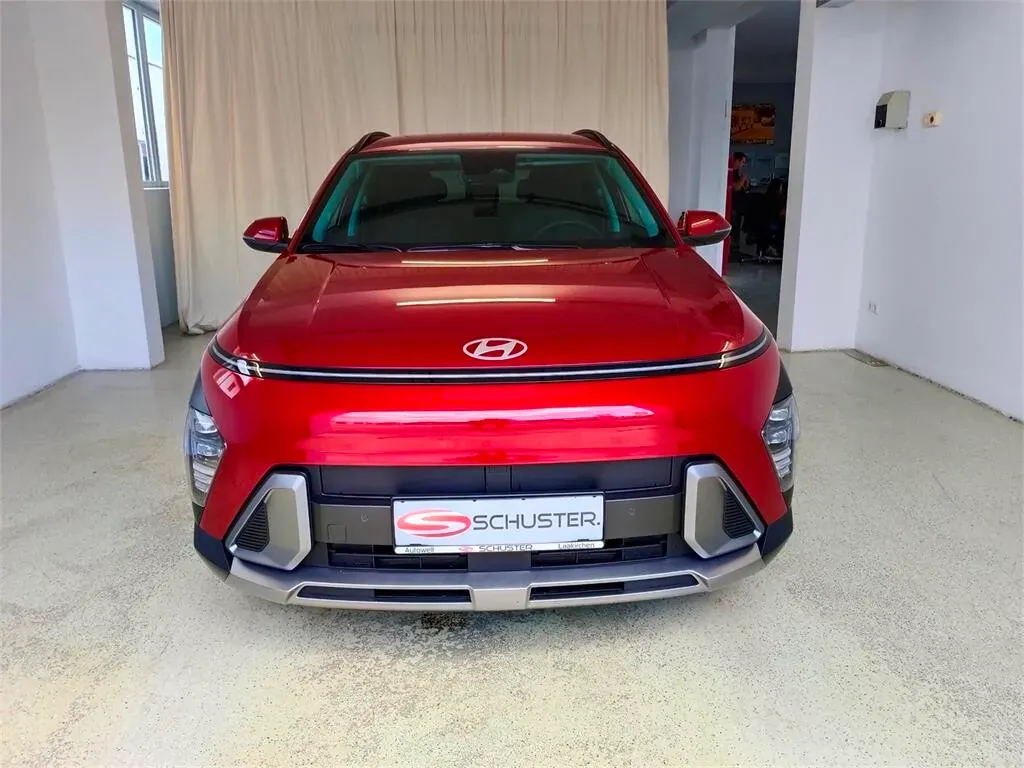 Hyundai Kona photo 2