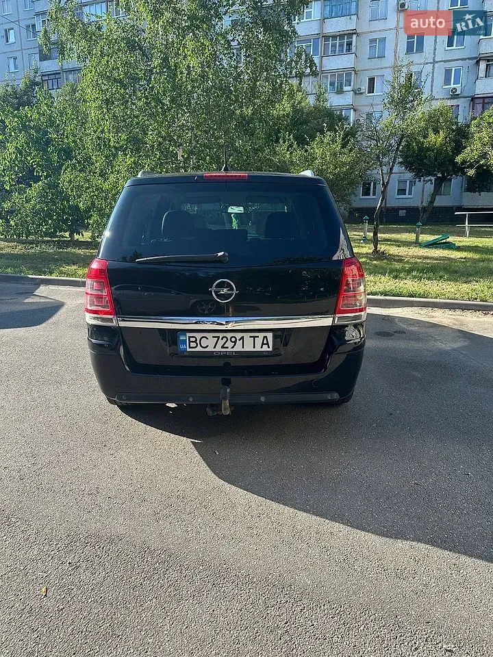 Opel Zafira 2009 photo 5
