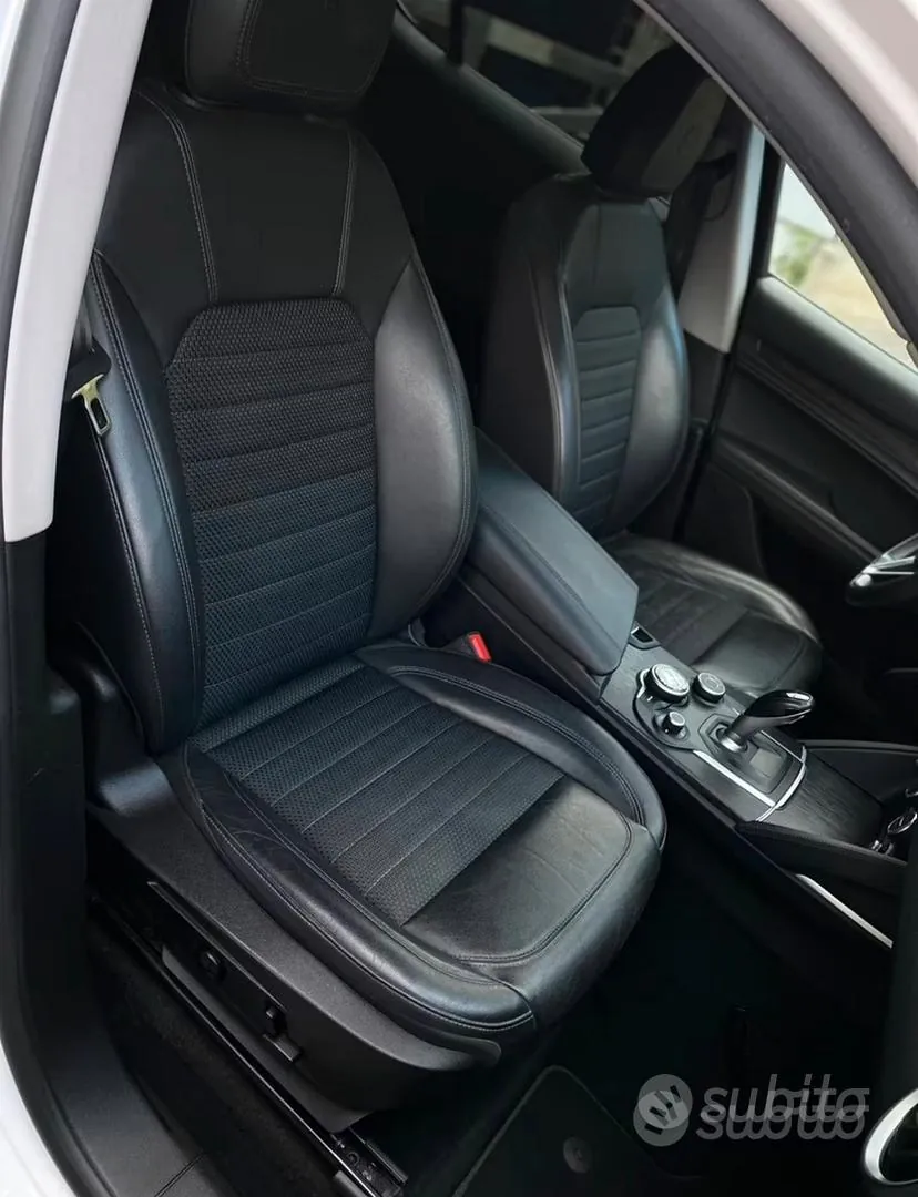 Alfa Romeo Stelvio 2017 photo 4