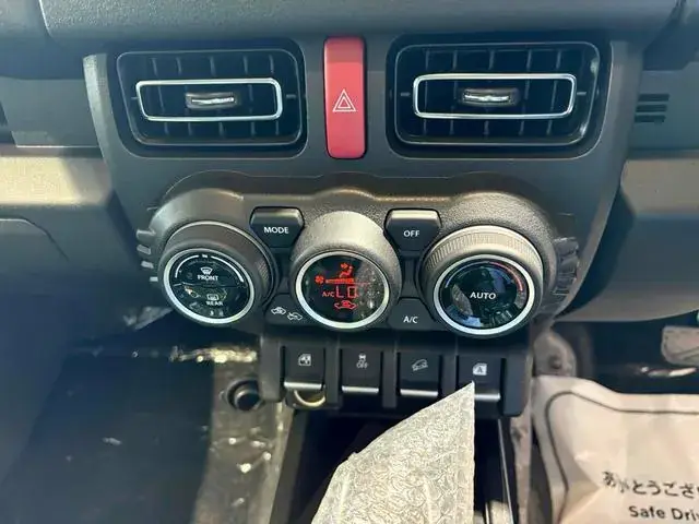 Suzuki Jimny Nomade 2026 photo 4