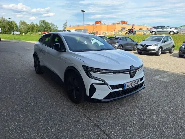 Renault Megane 2026 photo 3