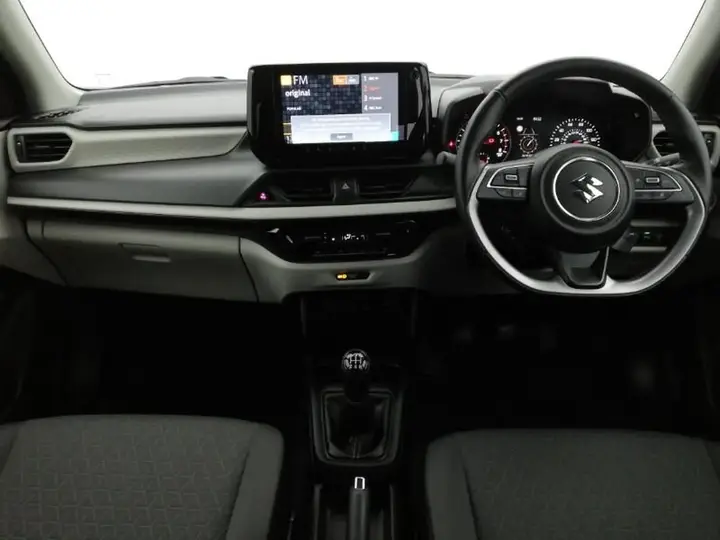 Suzuki Swift 2024 photo 3