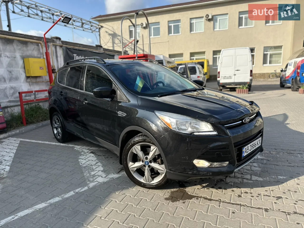 Ford Escape 2014 photo 2