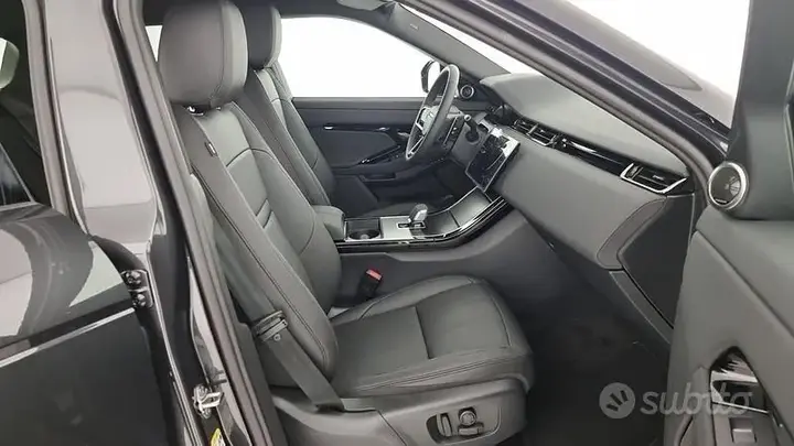 Land Rover Evoque 2026 photo 3