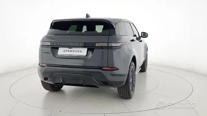 Land Rover Evoque 2026 photo 2