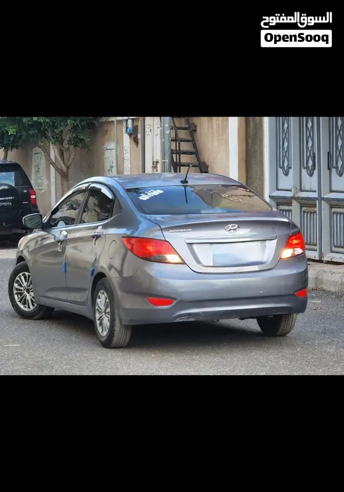 Hyundai Elantra 2018 photo 2