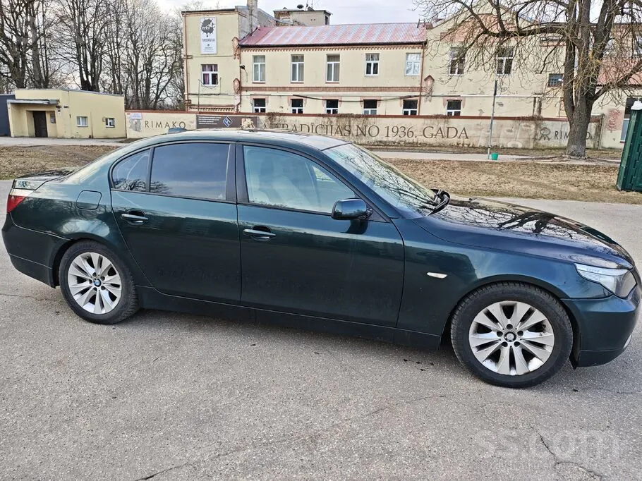 BMW 525 2004 photo 4