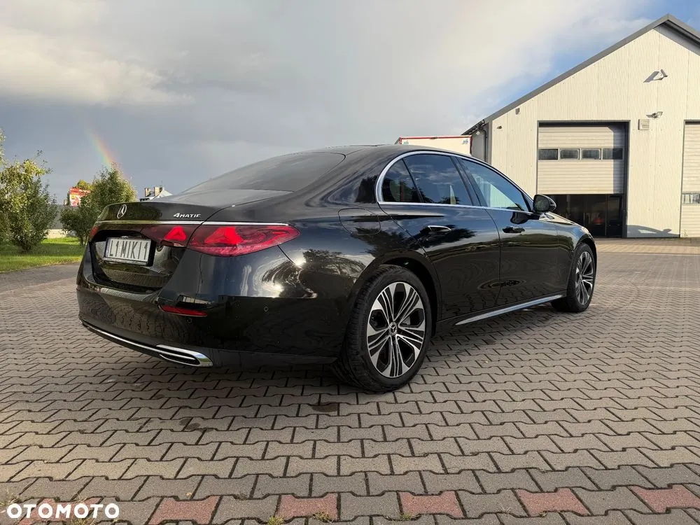 Mercedes-Benz E-Class 2024 photo 5