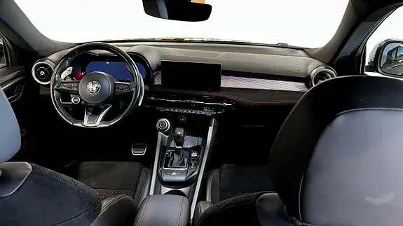 Alfa Romeo Tonale 2023 photo 4