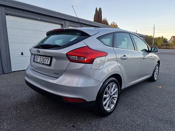 Ford Focus 2015 photo 3