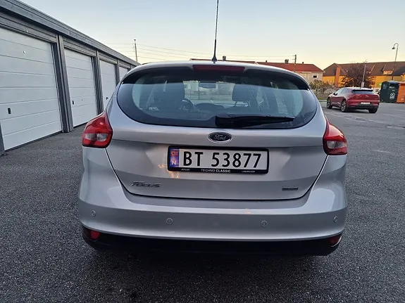 Ford Focus 2015 photo 4