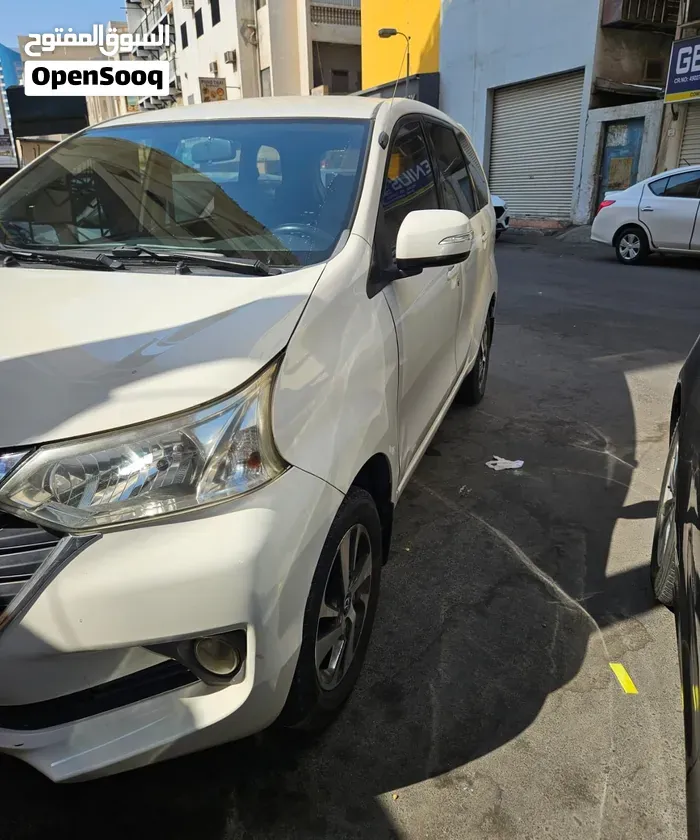 Toyota Avanza 2018 photo 3