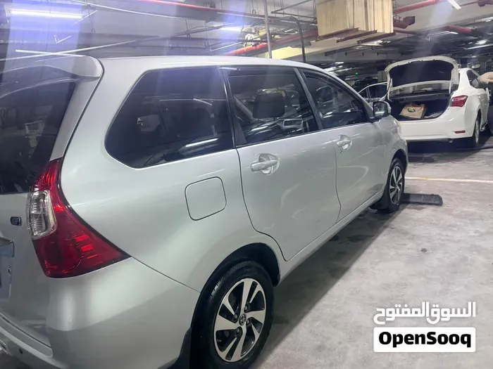 Toyota Avanza 2018 photo 5