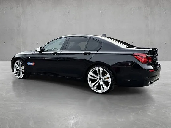 BMW 740D 2014 photo 4