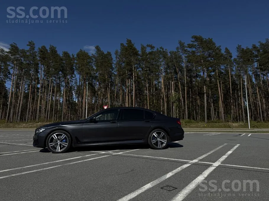BMW 750I