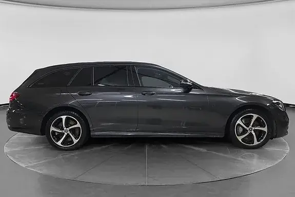 Mercedes-Benz E 300 De 2021 photo 5