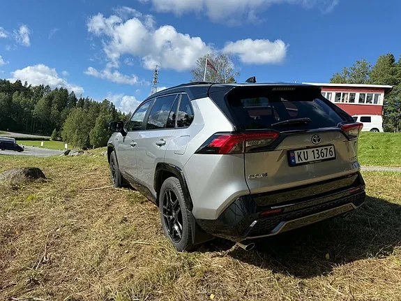 Toyota Rav4 2023 photo 5