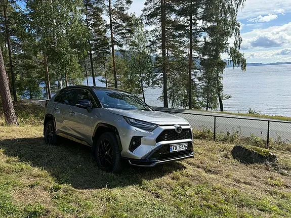 Toyota Rav4 2023 photo 2