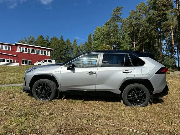 Toyota Rav4 2023 photo 4