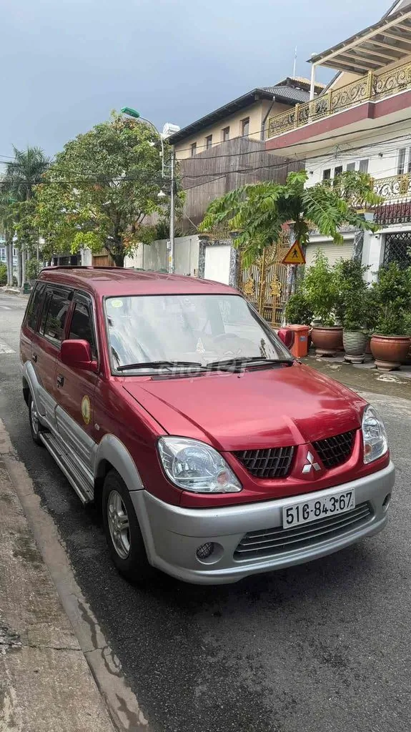Mitsubishi Jolie 2004 photo 2