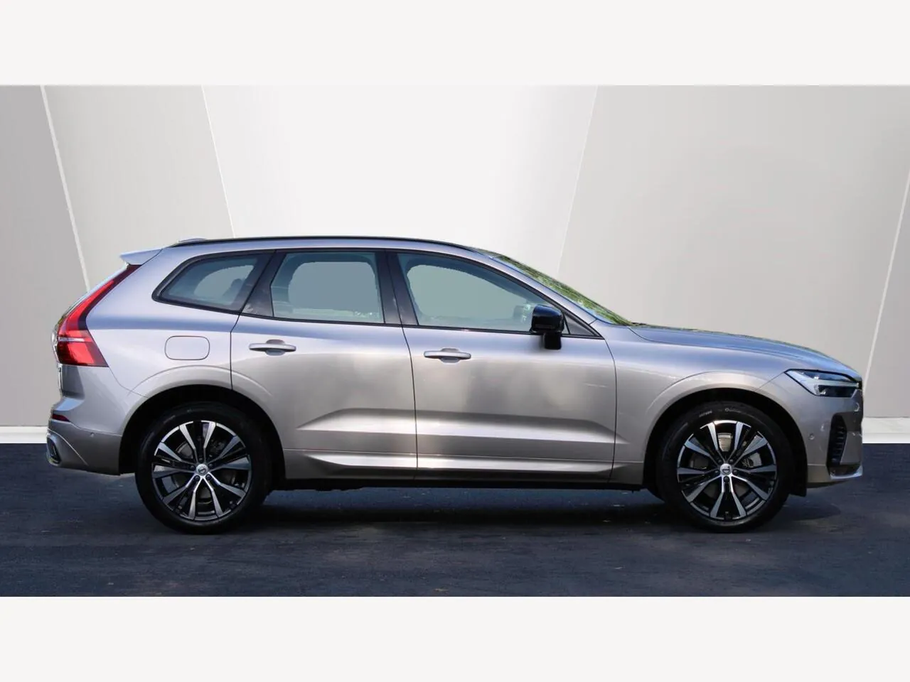 Volvo Xc60 2023 photo 3