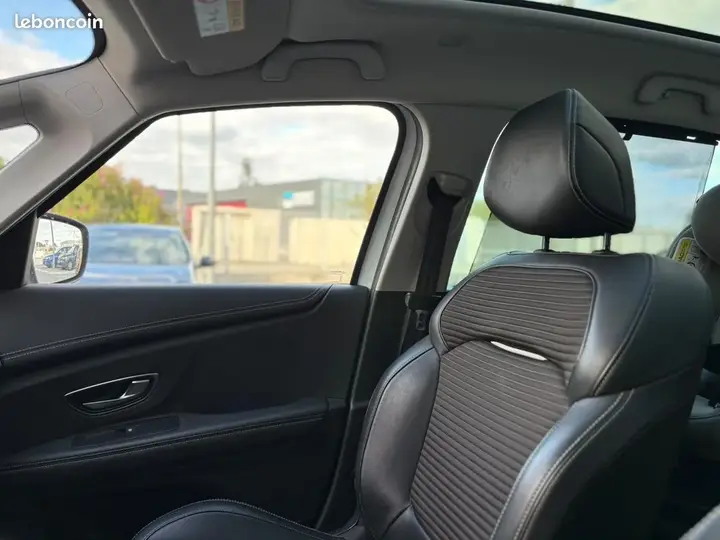Renault Scenic 2020 photo 5