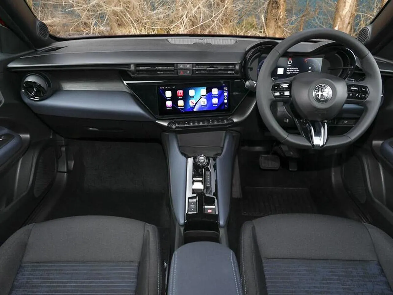 Alfa Romeo Junior 2026 photo 3