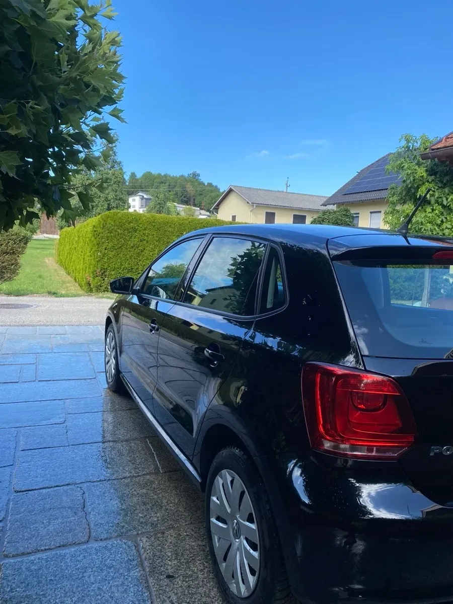 Volkswagen Polo 2013 photo 2