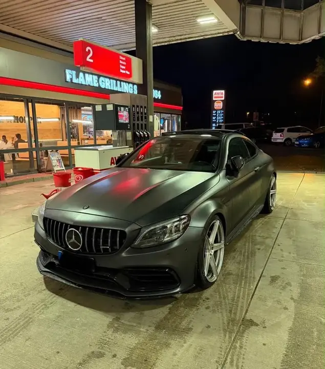 Mercedes-Benz C63 Amg