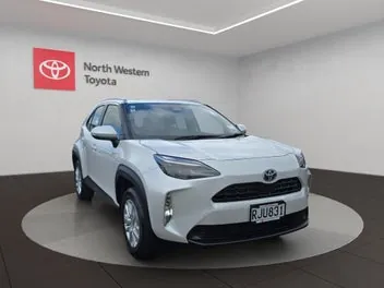 Toyota Yaris Cross 2025 photo 2