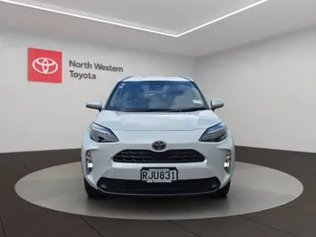 Toyota Yaris Cross 2025 photo 3