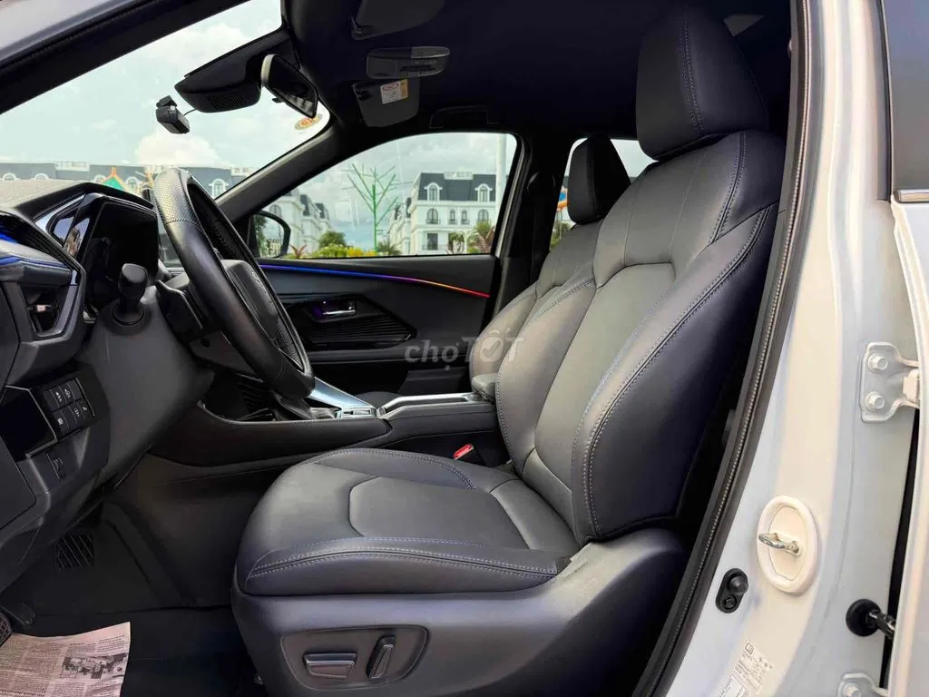 Toyota Yaris Cross 2025 photo 5