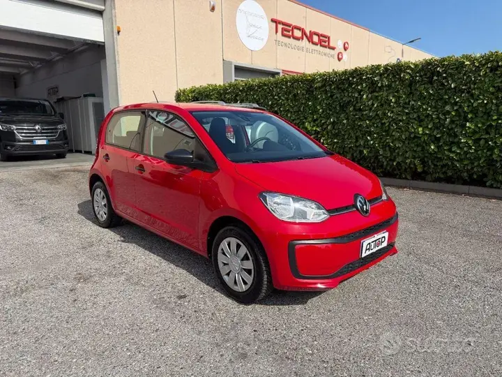 Volkswagen Up 2018 photo 3