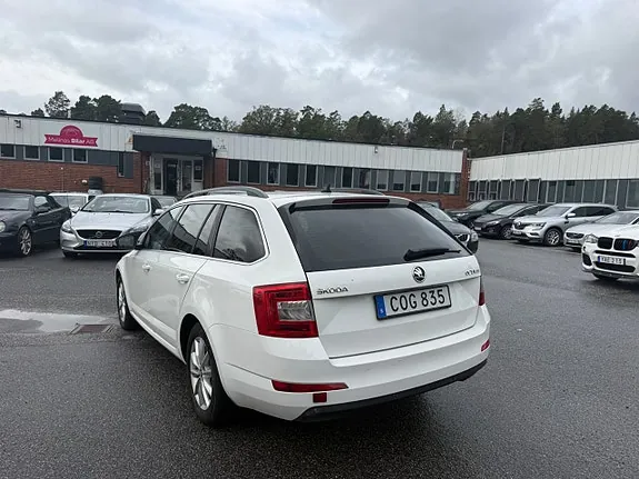 Skoda Octavia 2015 photo 5