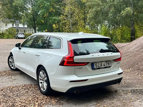 Volvo V60 2020 photo 3