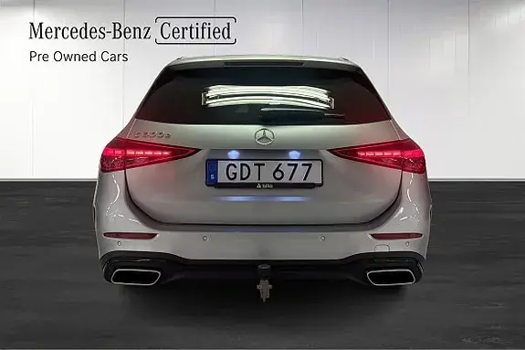 Mercedes-Benz C 300 2024 photo 5