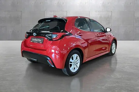 Toyota Yaris 2023 photo 5