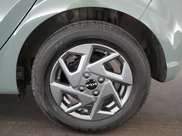 Kia Picanto 2024 photo 3