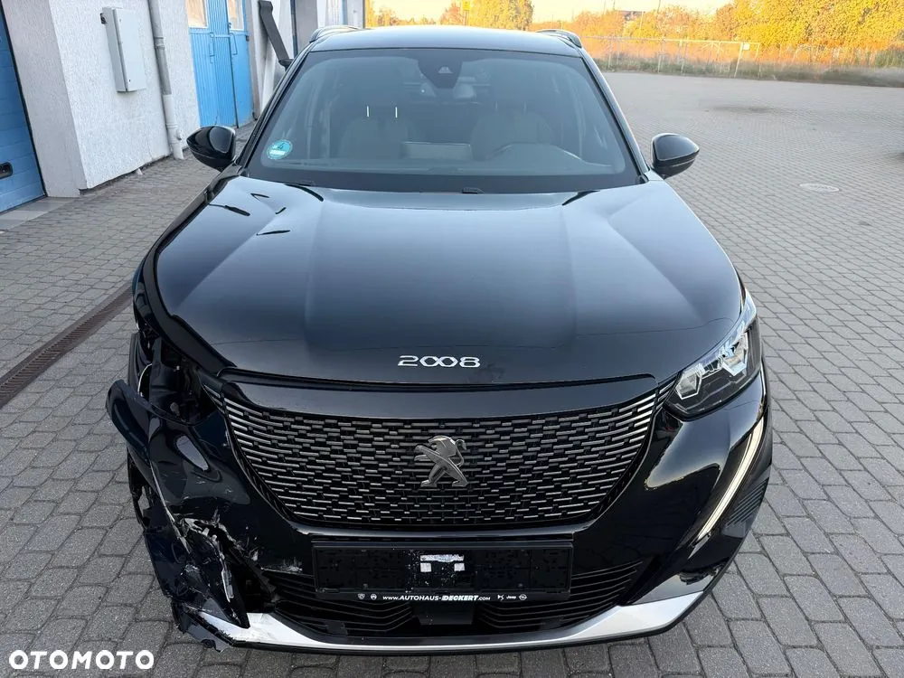 Peugeot 2008 2023 photo 2