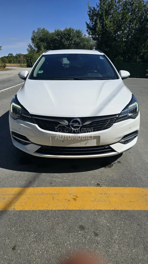 Opel Astra 2020 photo 3