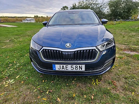 Skoda Octavia 2023 photo 3