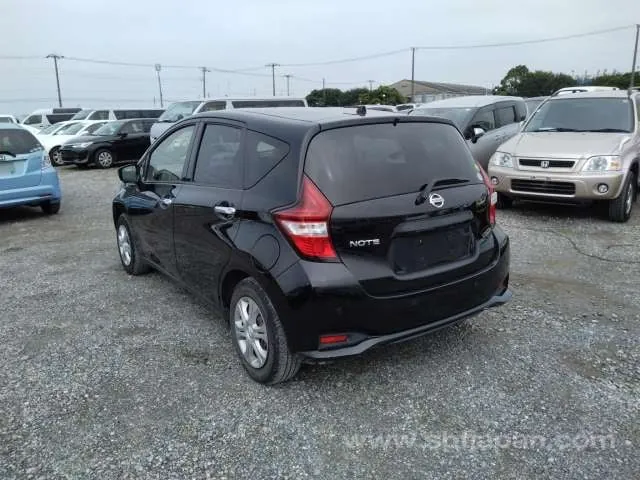 Nissan Note X 2018 photo 3