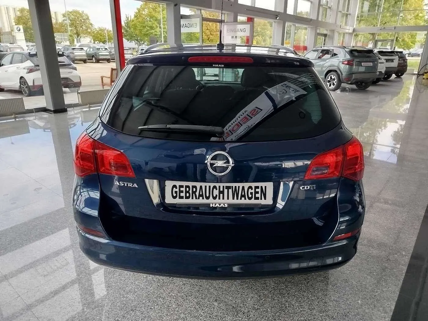 Opel Astra 2012 photo 5