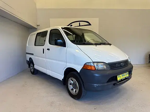 Toyota Hiace 2006 photo 3